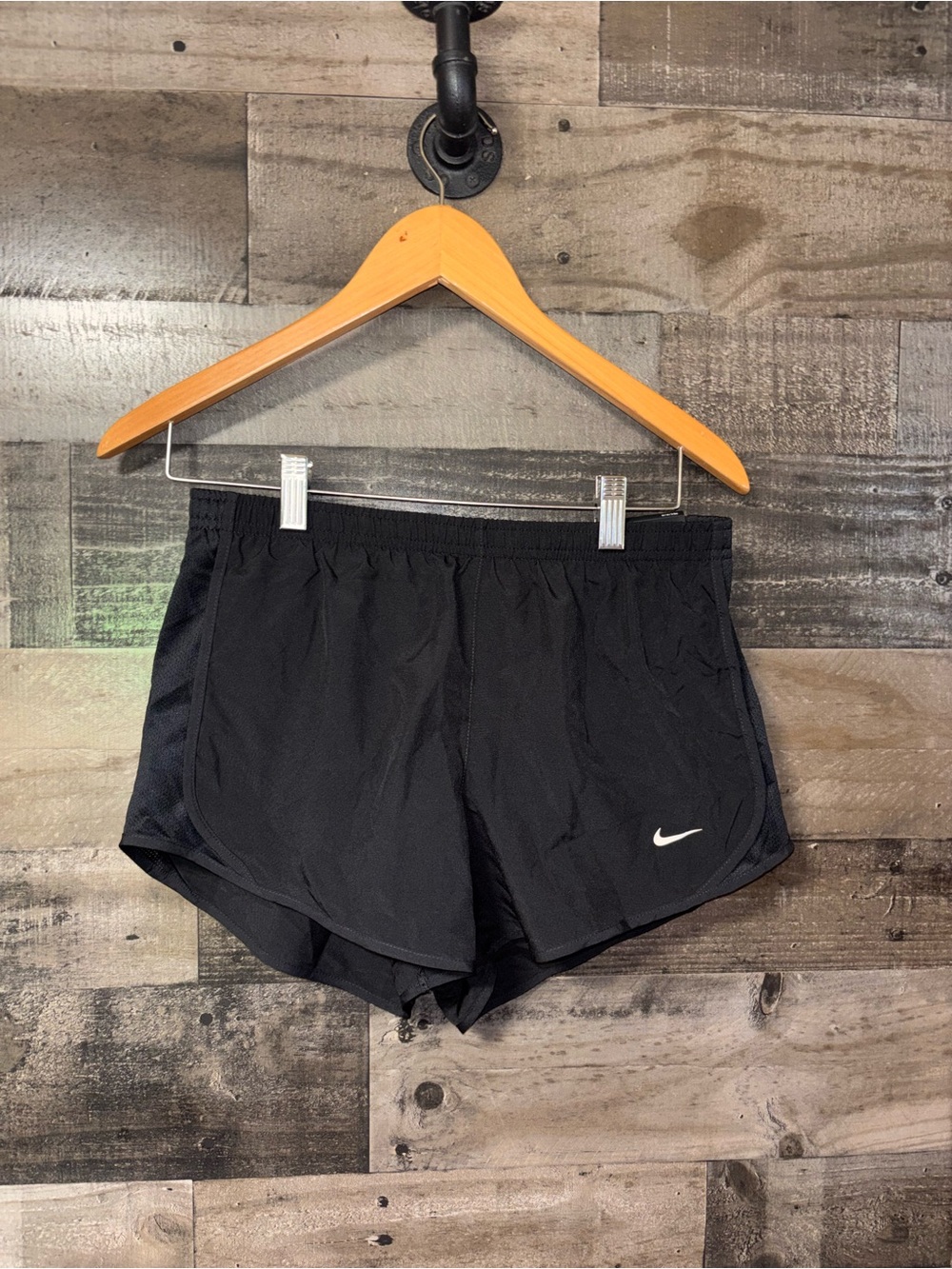 NWT Nike Black Girls Medium Plus size Athletic Shorts with White Swoosh